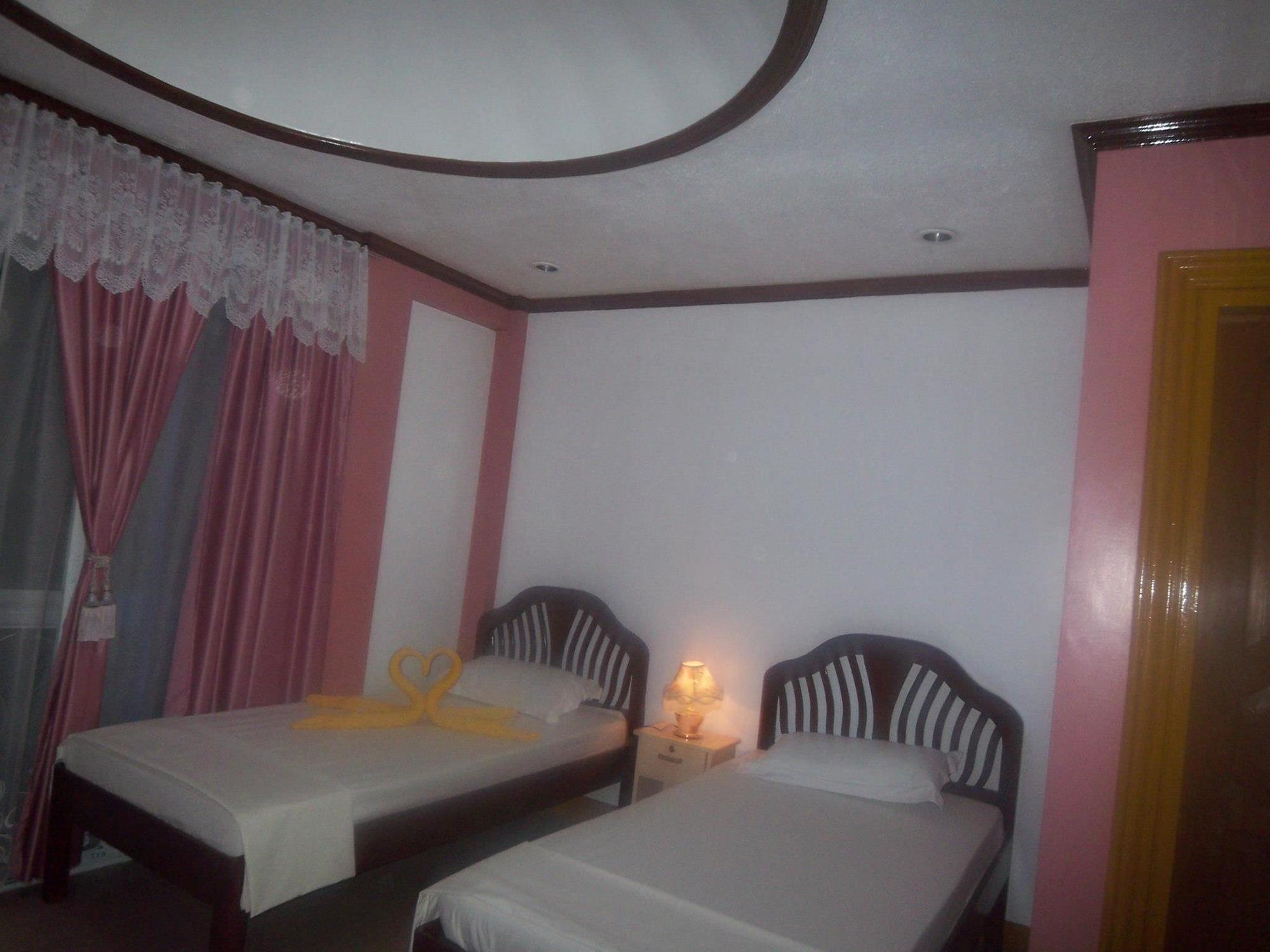 Surigao Tourist Inn מראה חיצוני תמונה